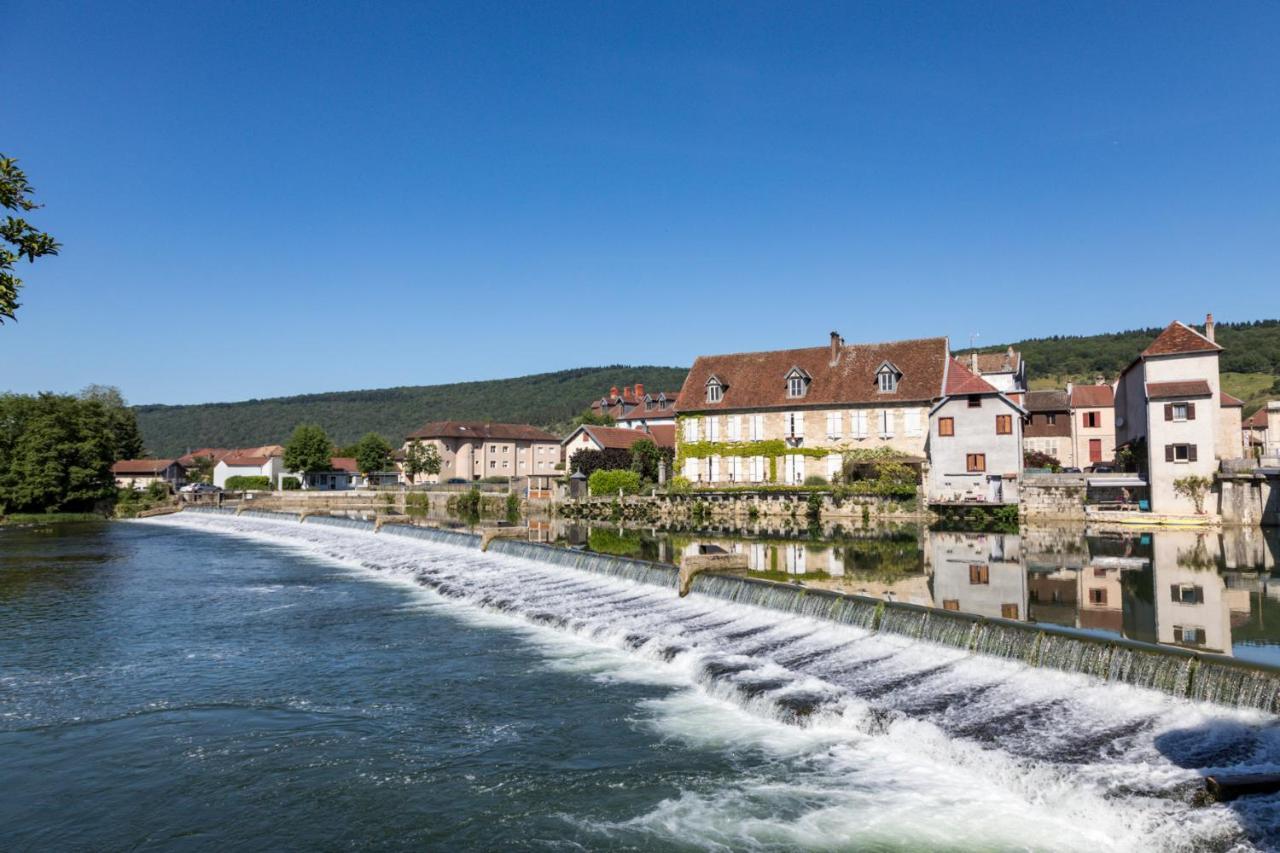 Sejour Detente - Appart'Hotel N 1 Avec Jaccuzi, Piscine Et Petit-Dejeuner Chouzelot Luaran gambar